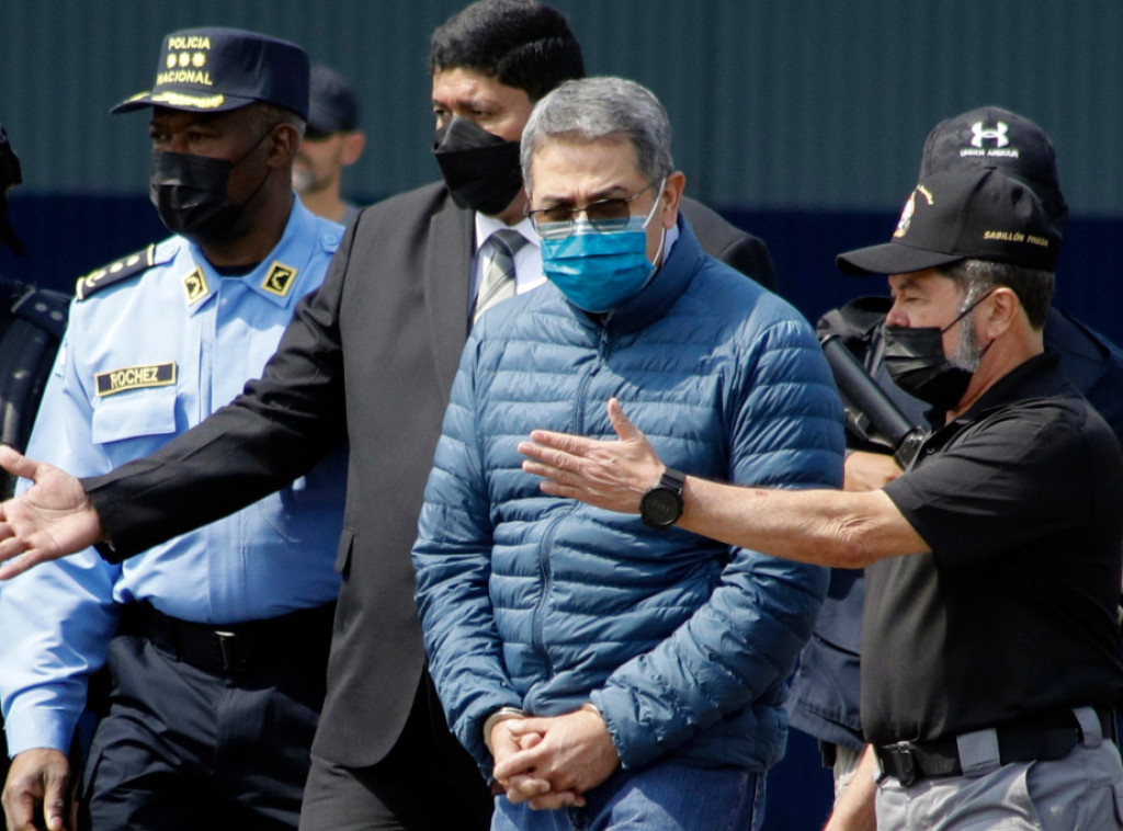 Bivši predsednik Hondurasa Huan Orlando Ernandes pušten iz zatvora u SAD