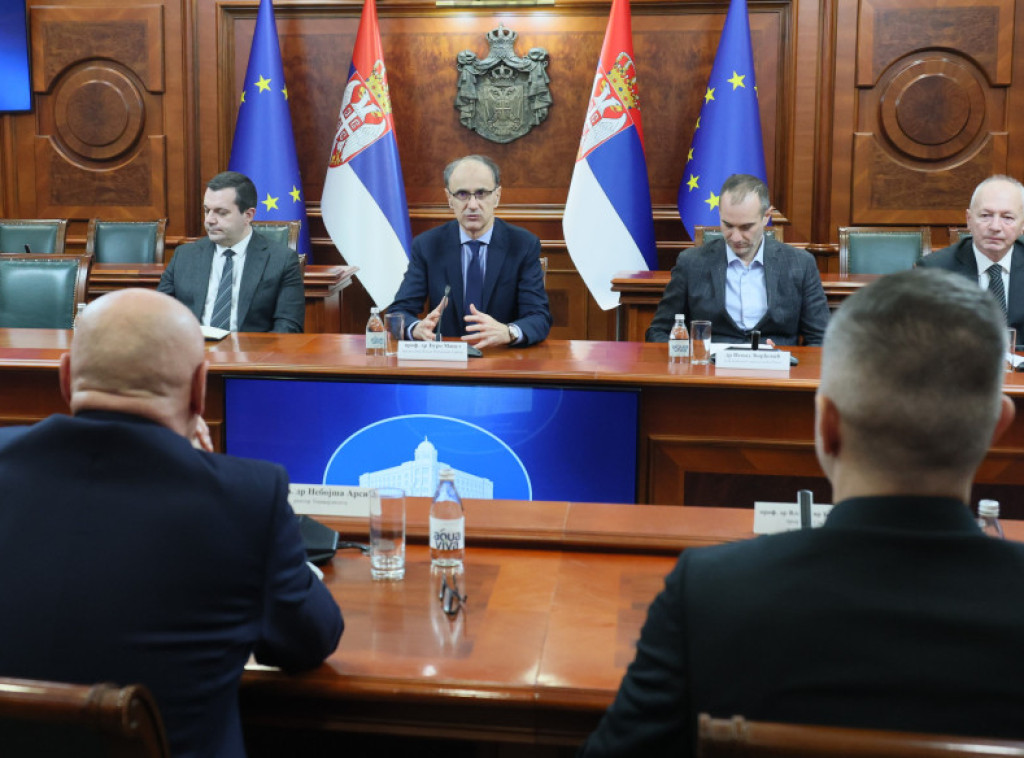 Macut razgovarao sa rukovodstvom Univerziteta u Prištini sa sedištem u Kosovskoj Mitrovici o realizaciji nastave