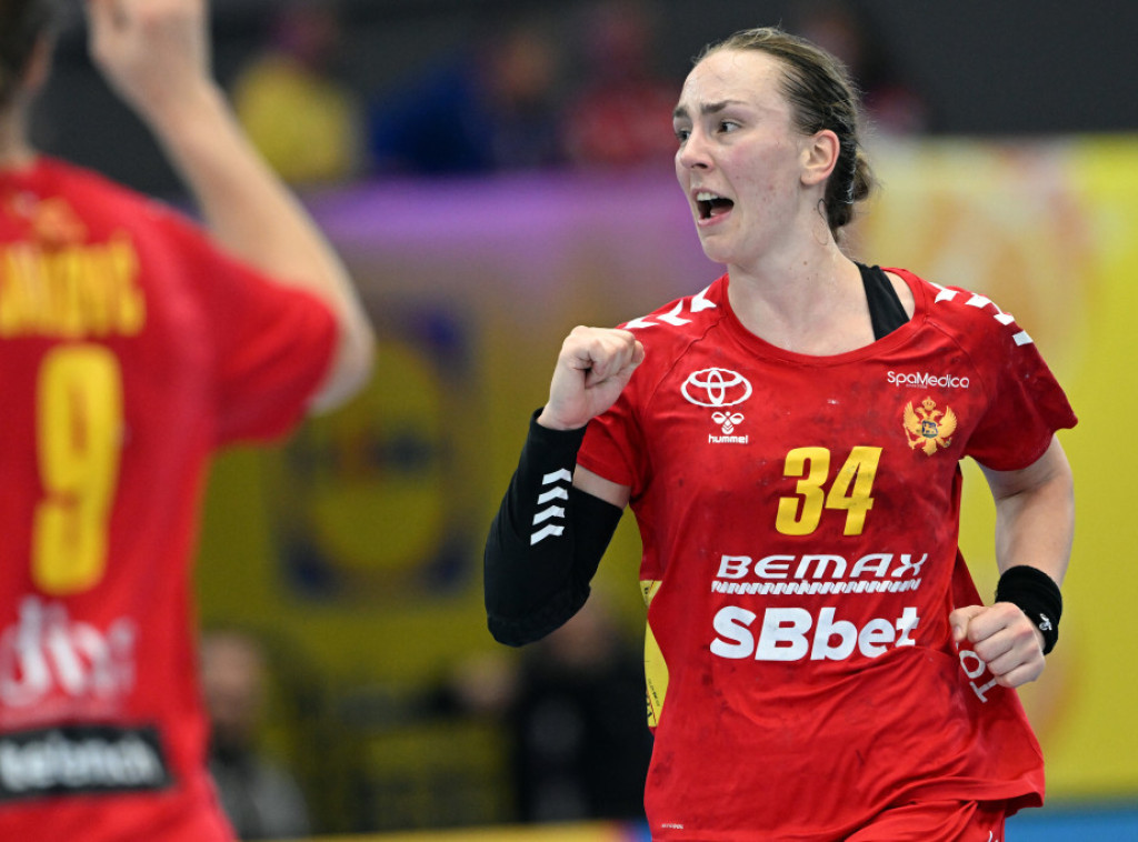 Rukometašice Crne Gore pobedile Island na Svetskom prvenstvu