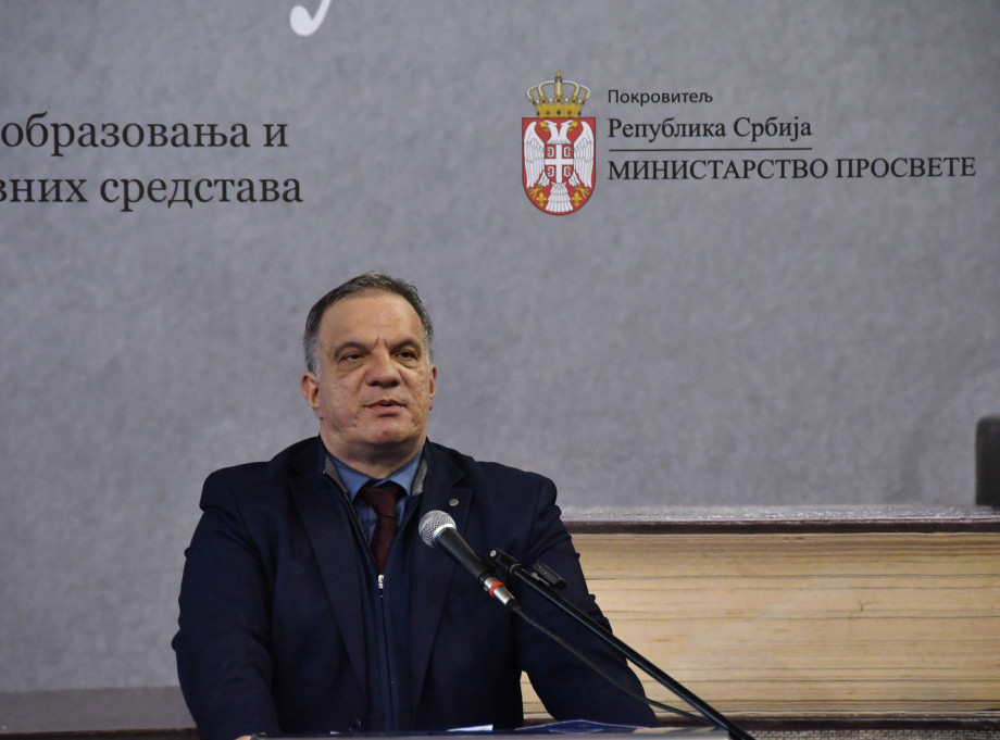 Dejan Vuk Stanković: Povratak učenika u Petu beogradsku gimnaziju nakon pregleda zgrade