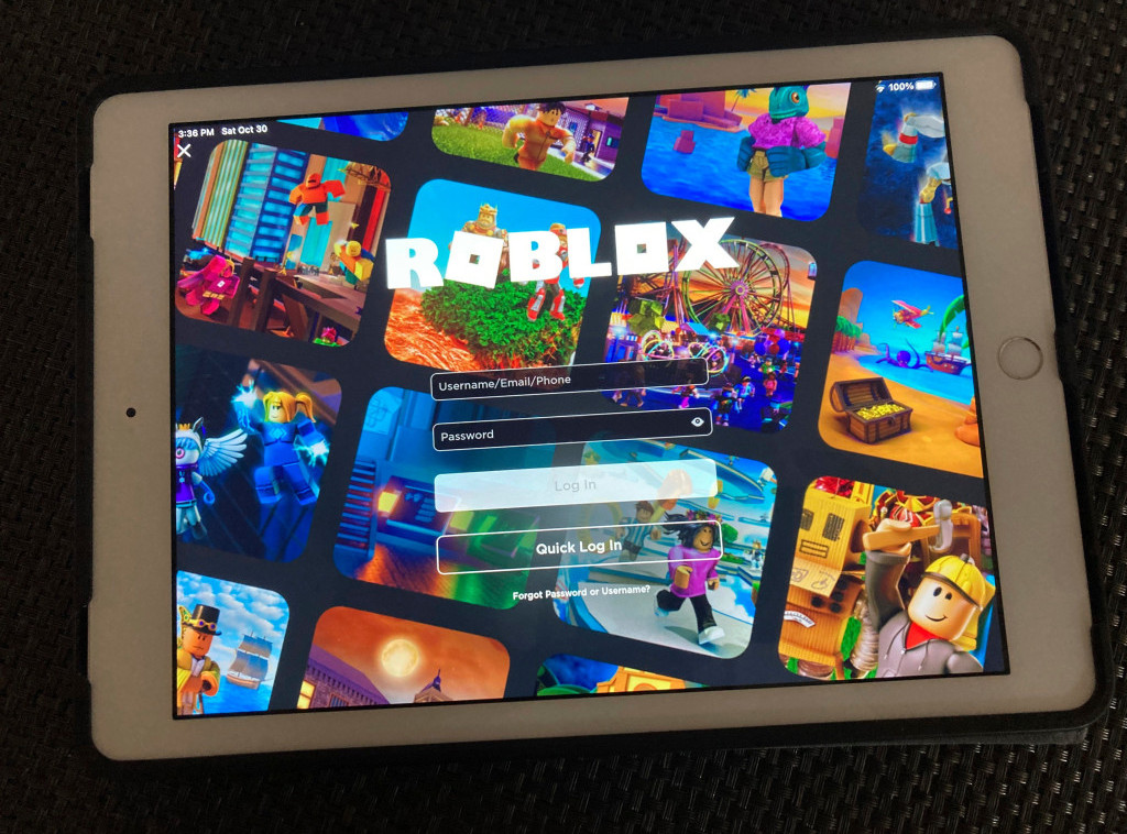 Rusija blokira pristup američkoj dečjoj platformi za onlajn igrice Roblox