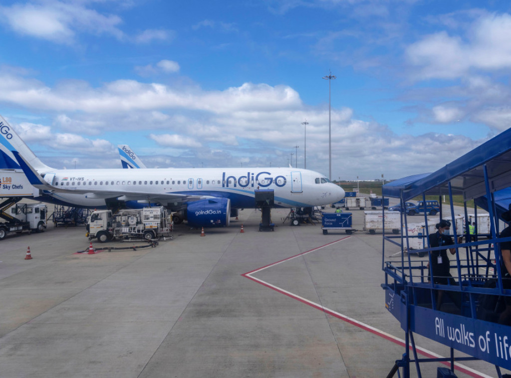 Firma IndiGo otkazala više od 300 letova, hiljade putnika zaglavljeno širom Indije