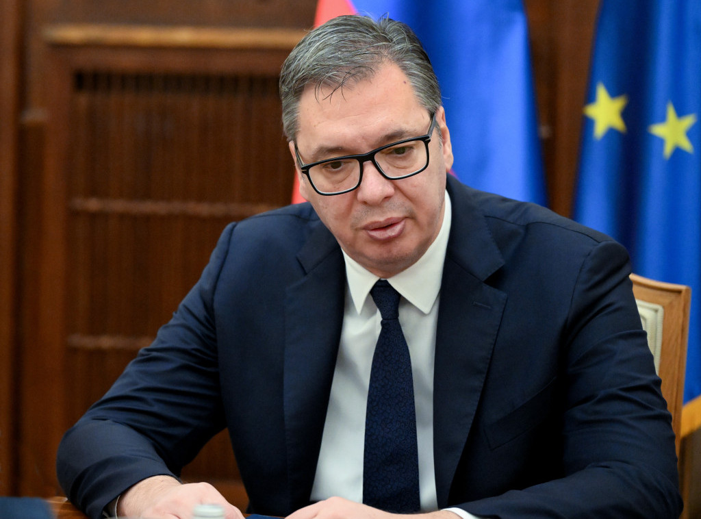 Predsednik Vučić sastaće se sutra sa ambasadorom Evropske unije u Srbiji Andreasom fon Bekeratom