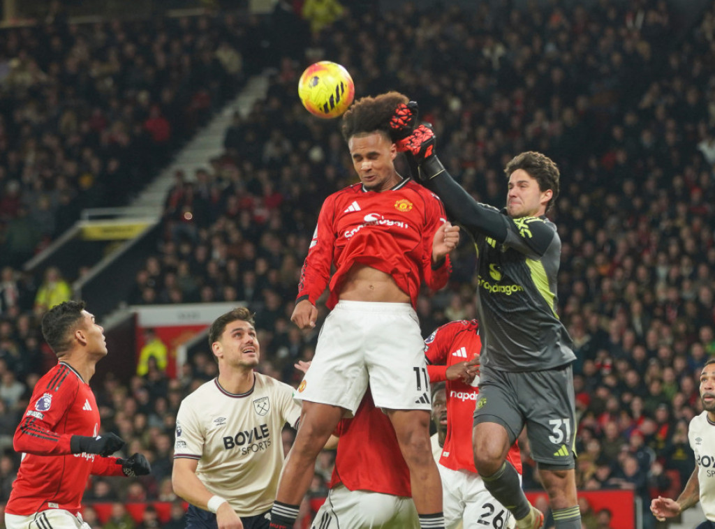 Remi fudbalera Mančester junajteda i Vest Hema u 14. kolu Premijer lige