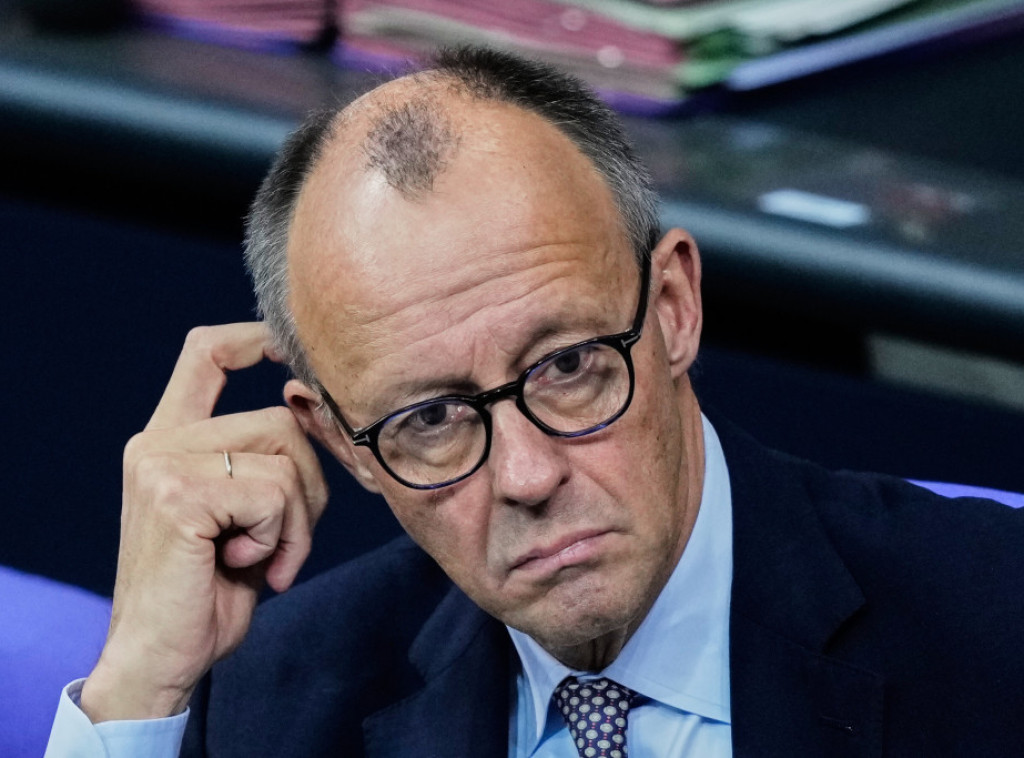 Gardijan: Fridrih Merc i Ursula Fon der Lajen sa Bertom de Veverom u pokušaju da dozvoli korišćenje ruske imovine