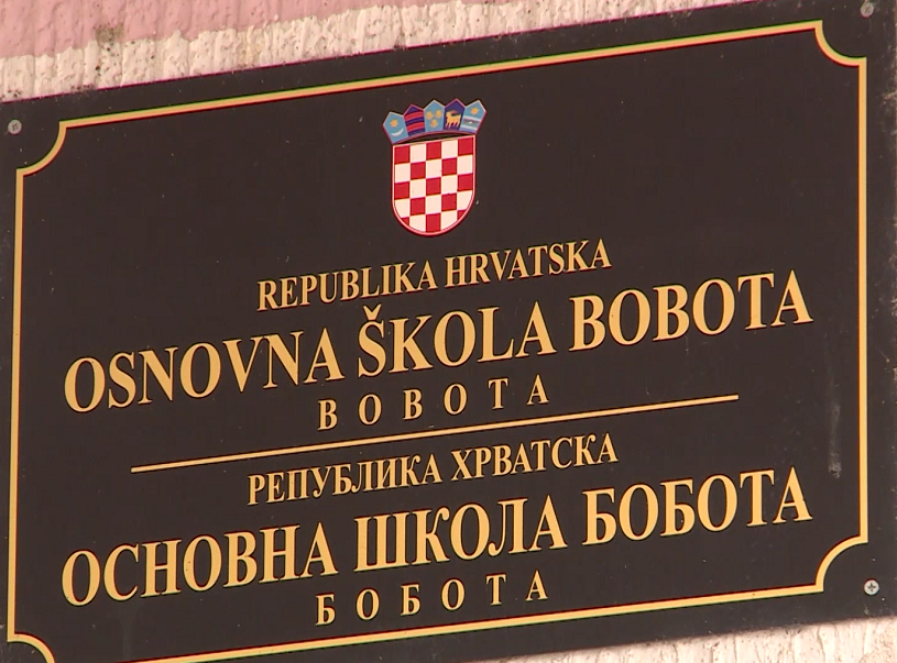 Fondacija Sveta Petka dodelila 10 laptopova učenicima OŠ "Bobota" kod Vukovara