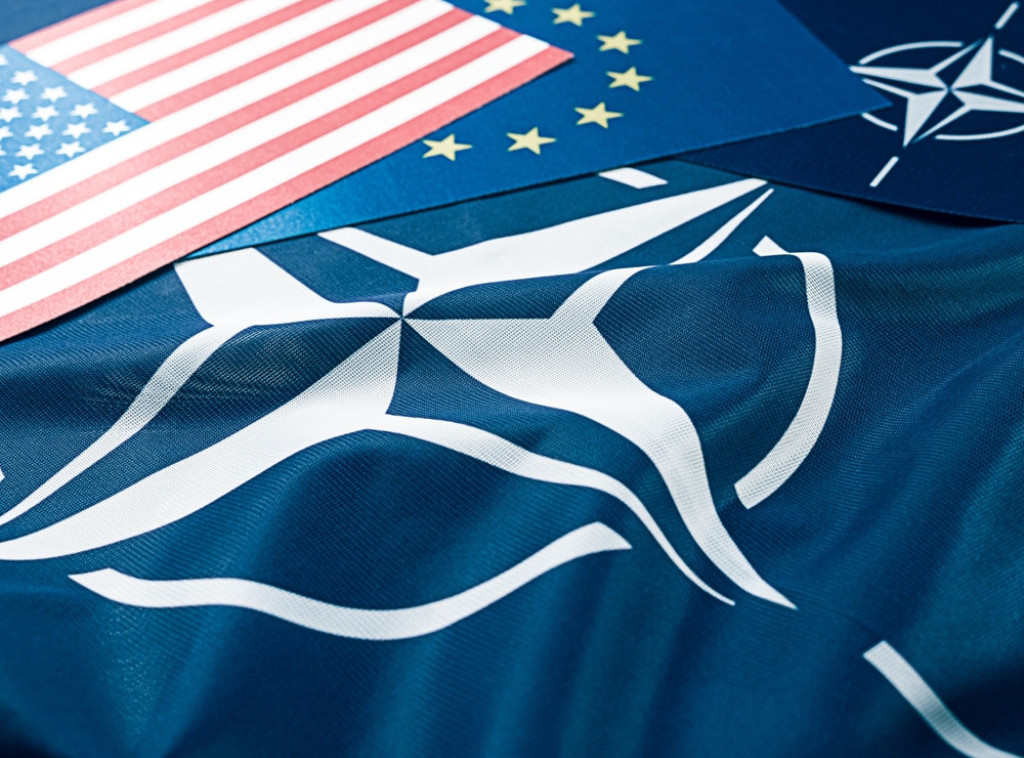 Rojters: SAD će predati dva komandna mesta NATO Evropljanima