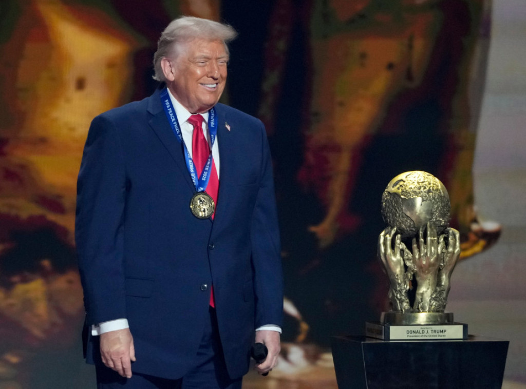 FIFA dodelila Donaldu Trampu nagradu za mir