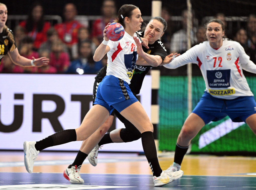 Težak poraz rukometašica Srbije od Crne Gore, ništa od plasmana u četvrtfinale Svetskog prvenstva