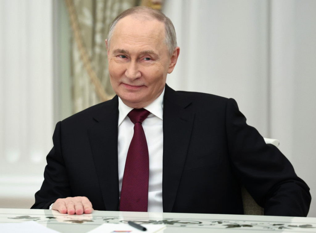 Za emisiju u kojoj Putin odgovara uživo do sada poslato više od 314.000 pitanja