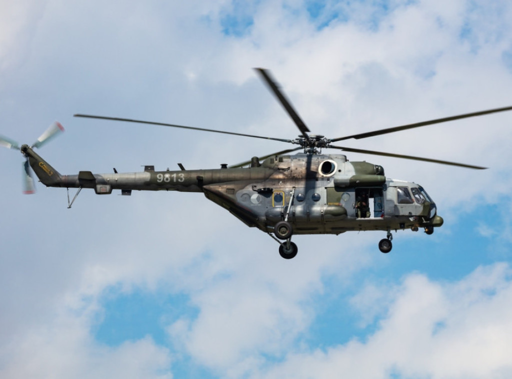 Češki vojni helikopteri pridružili su se sinoć zaštiti poljskog vazdušnog prostora
