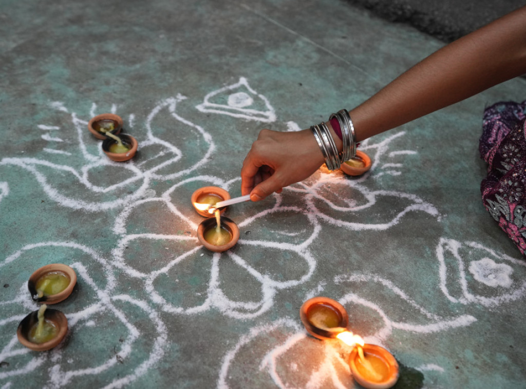 Lion: Slogani protiv policije projektovani tokom Festivala svetla