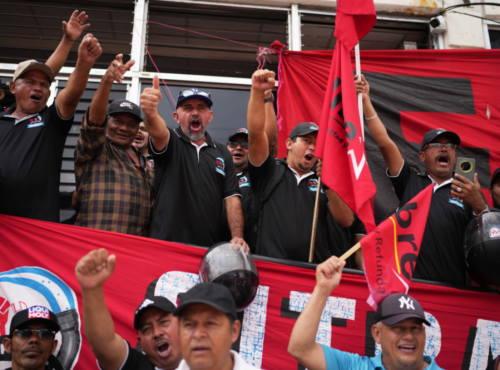 Honduras: Zastoj u brojanju glasova podstakao nezadovoljstvo građana