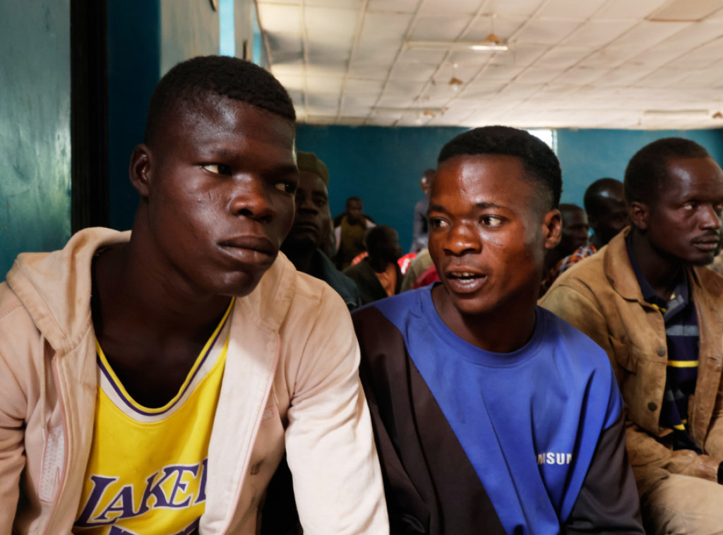 Mediji: Nigerijska vlada obezbedila oslobađanje 100 otetih učenika