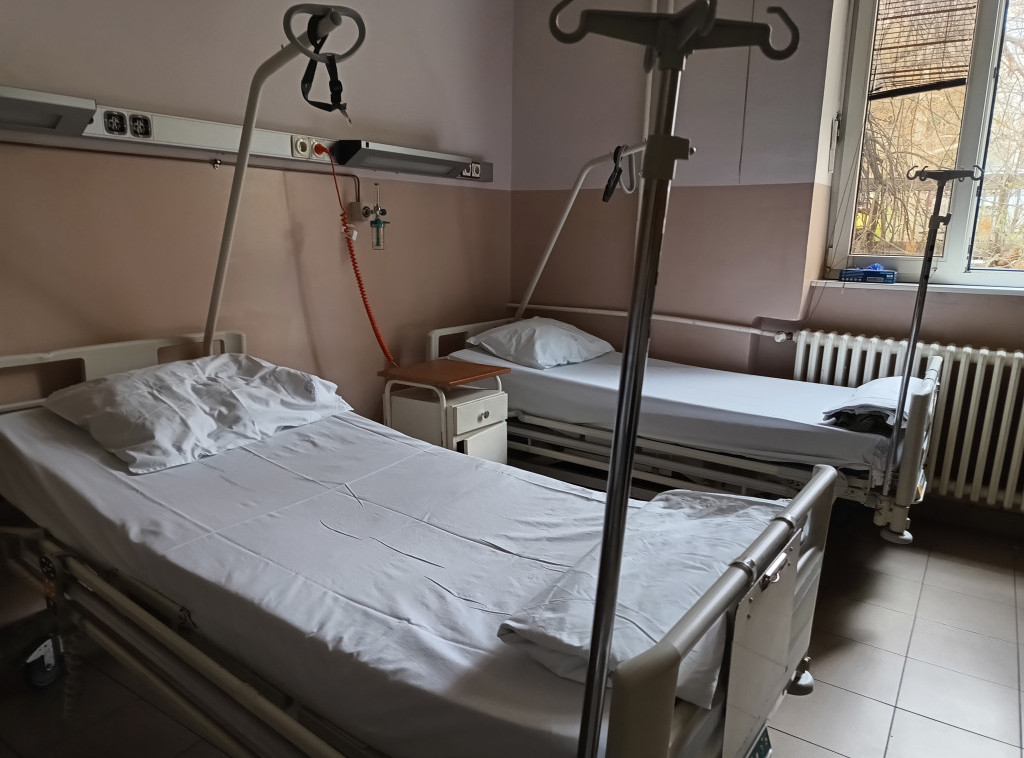 U Đeneral Jankoviću oko 80 osoba javilo se lekaru, sumnja se na trovanje hranom
