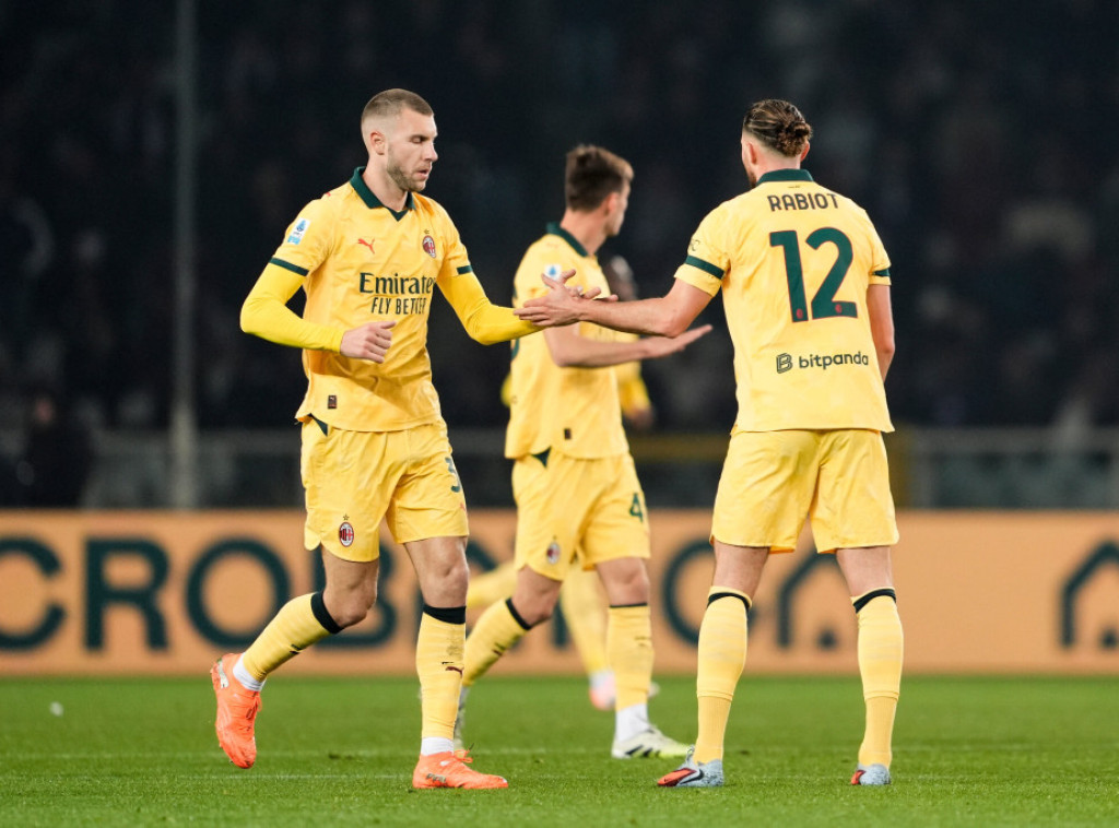 Fudbaleri Milana posle preokreta pobedili Torino u 14. kolu Serije A