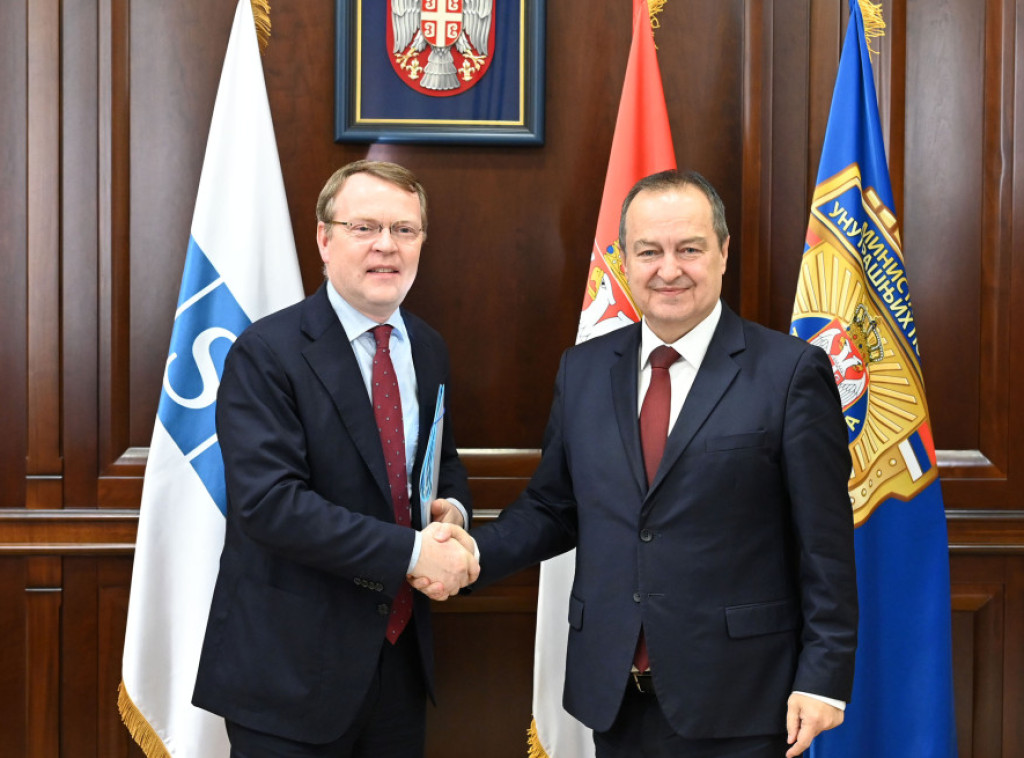 Dačić i komesar OEBS-a razgovarali o većoj zastupljenosti nacionalnih manjina u policiji