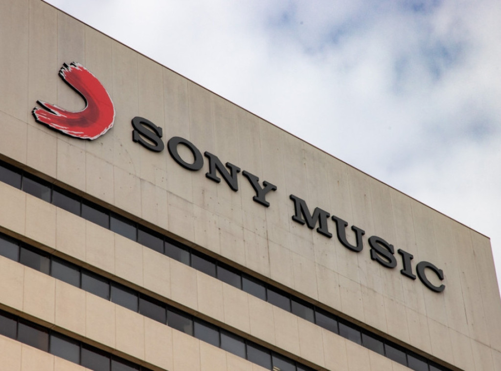 Naslednici muzičara iz Hendriksovog benda podneli tužbu protiv kompanije Sony