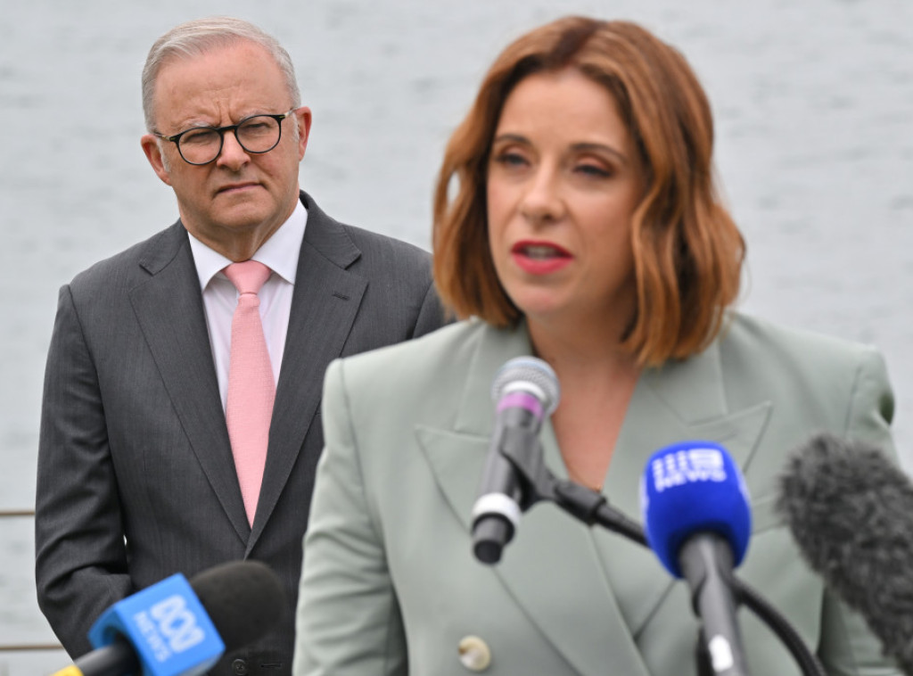 Premijer Australije Entoni Albaneze pozdravio zabranu društvenih mreža za decu mlađu od 16 godina