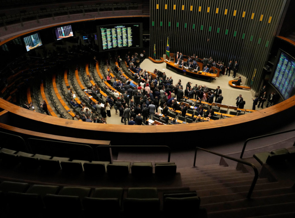 Brazilski Kongres usvojio je zakon za smanjenje Bolsonarove zatvorske kazne