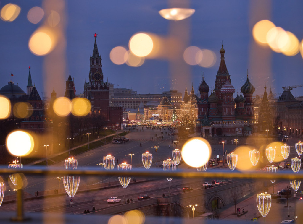 Oborena 32 ukrajinska drona iznad Moskve, aerodromi zatvoreni više sati