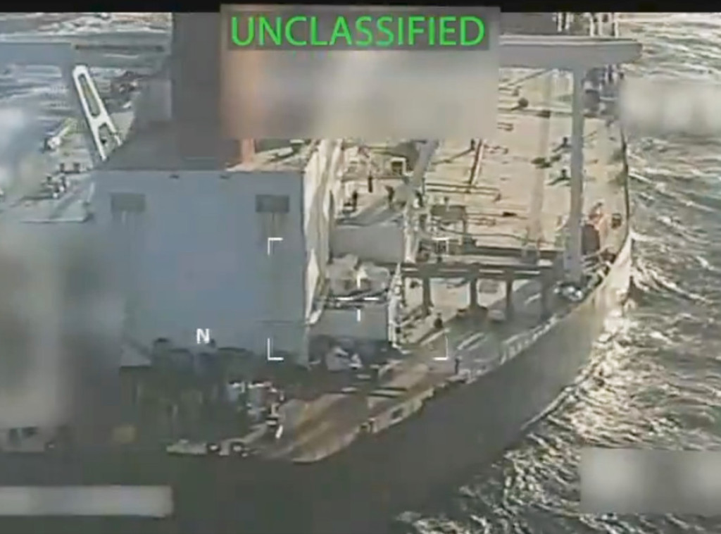 Podaci: Više od 30 sankcionisanih brodova u riziku nakon američke zaplene tankera