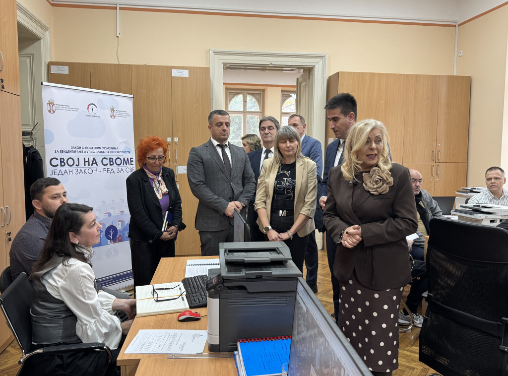 Ministarka Sofronijević: U prva četiri dana u Somboru se za legalizaciju prijavilo 970 građana