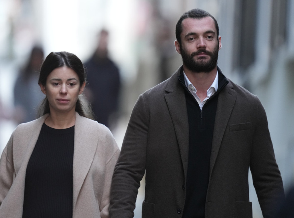 Luj Sarkozi otvara "TuTu kancelariju" u kampanji za gradonačelnika Mentona