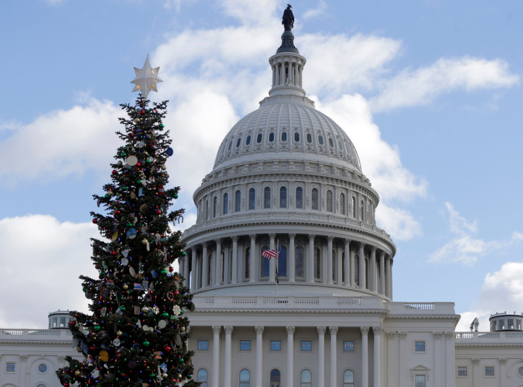CNN: Senat će glasati o ograničenju Trampovih ratnih ovlašćenja u Venecueli