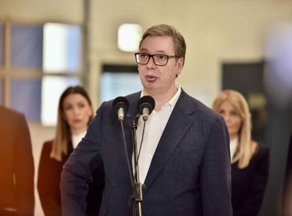 Predsednik Vučić nastavlja danas posetu Nišu