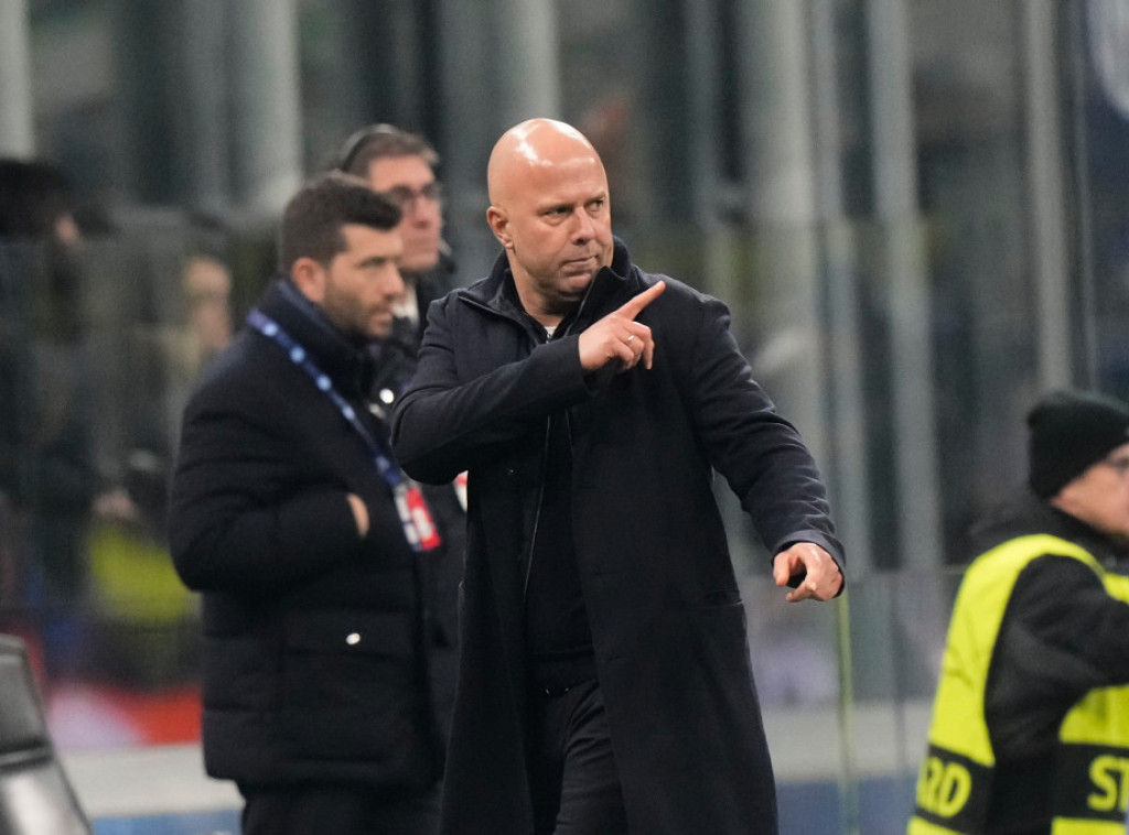 Arne Slot: Razgovaraću sa Salahom, od toga zavisi da li će igrati protiv Brajtona