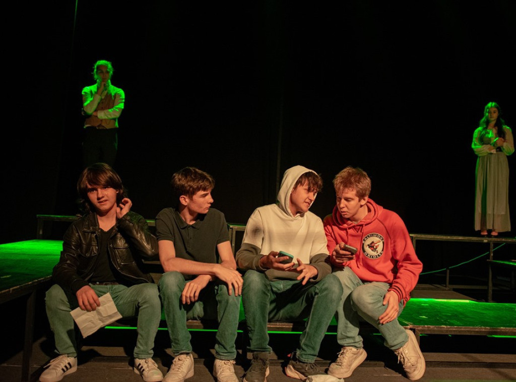 Dom omladine Beograda: Uspešno realizovana "Pozorišna jesen za tinejdžere"