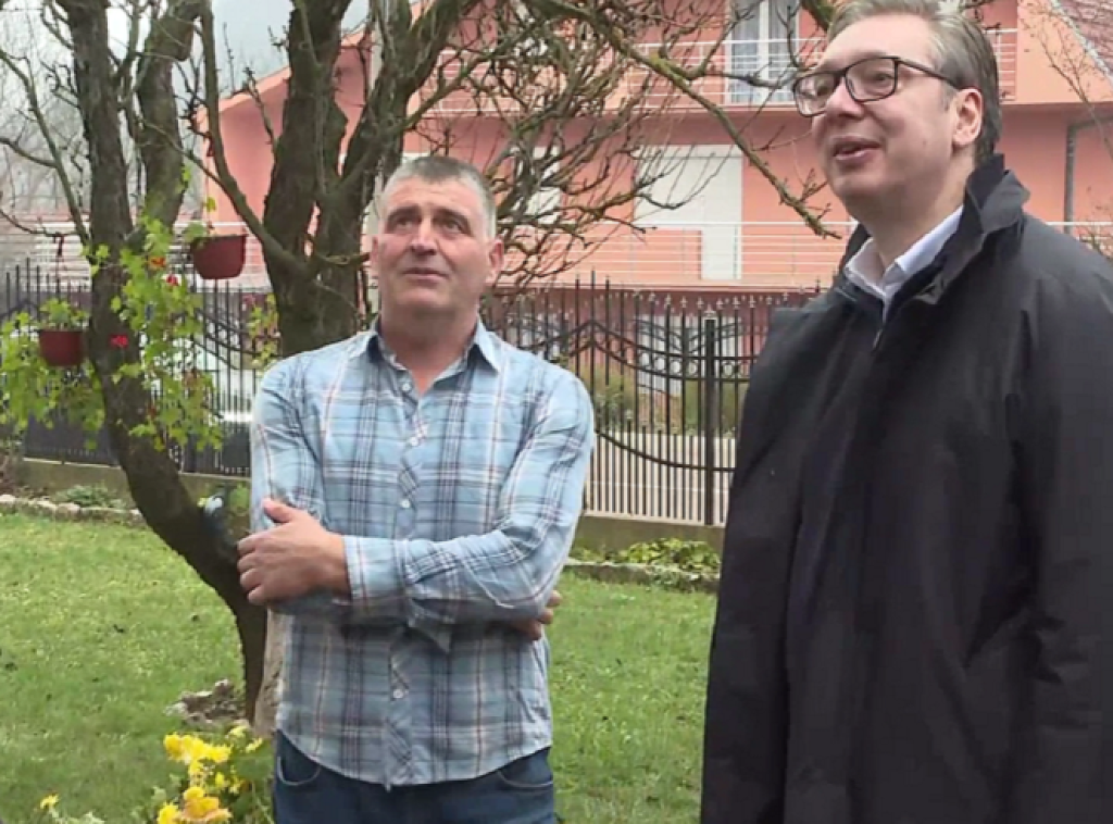 Vučić obilazi kompaniju "TZR Recycling Industry" u Merošini