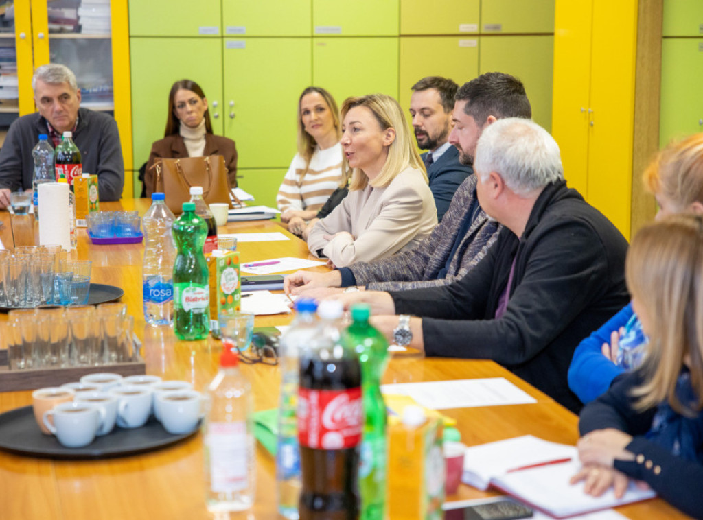 Macura: Jačanje bezbednosti u školama i osnaživanje žena temelj sigurnih zajednica