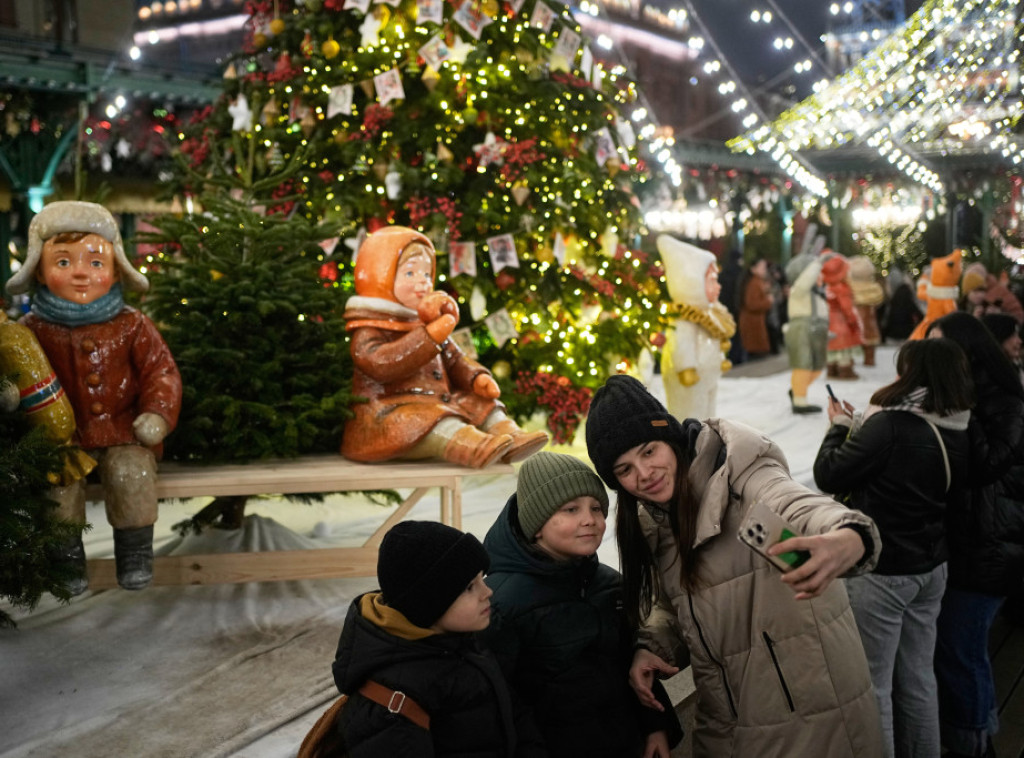 Anketa: 30 odsto Rusa doživljava Deda Mraza kao stvarnu osobu