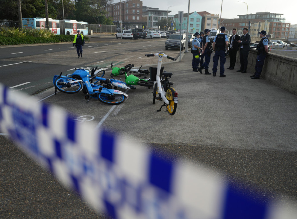 Premijer Entoni Albaneze: U Australiji će u ponedeljak zastave biti na pola koplja u znak žalosti