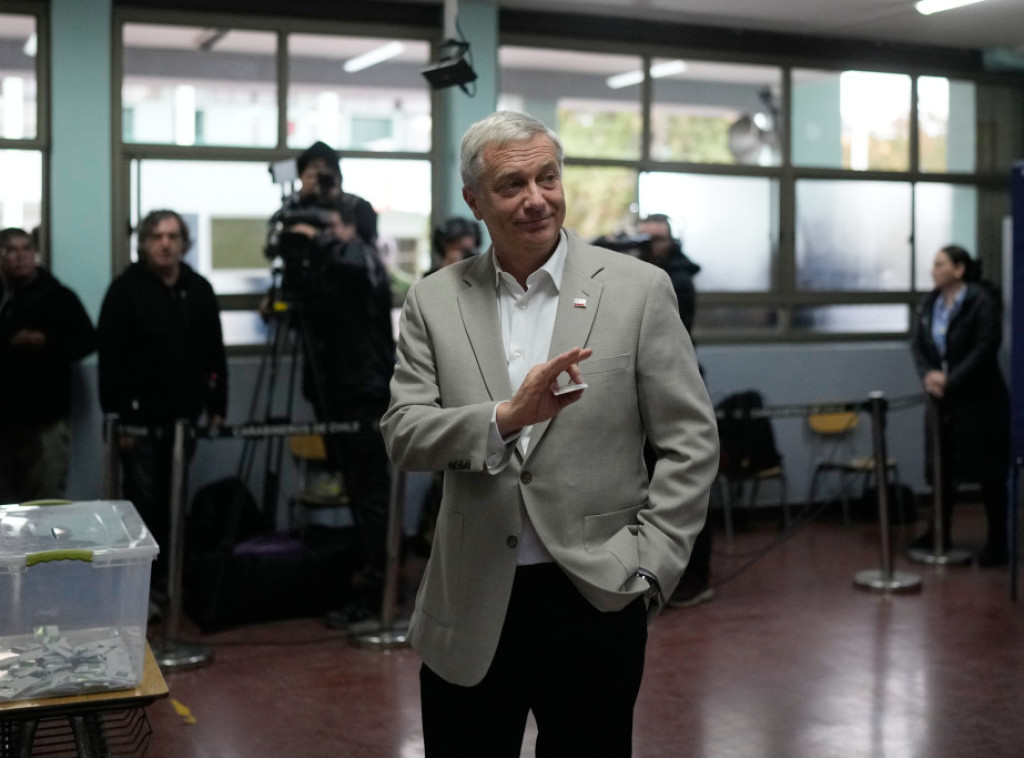 Na predsedničkim izborima u Čileu vodi desničar Hose Antonio Kast sa 58 odsto glasova