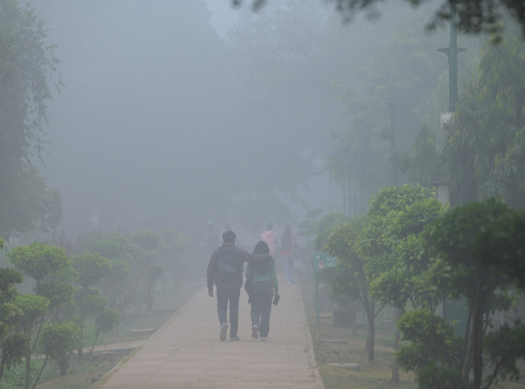 Gust smog prekrio Nju Delhi, nivo zagađenja najviši u poslednjih nekoliko nedelja