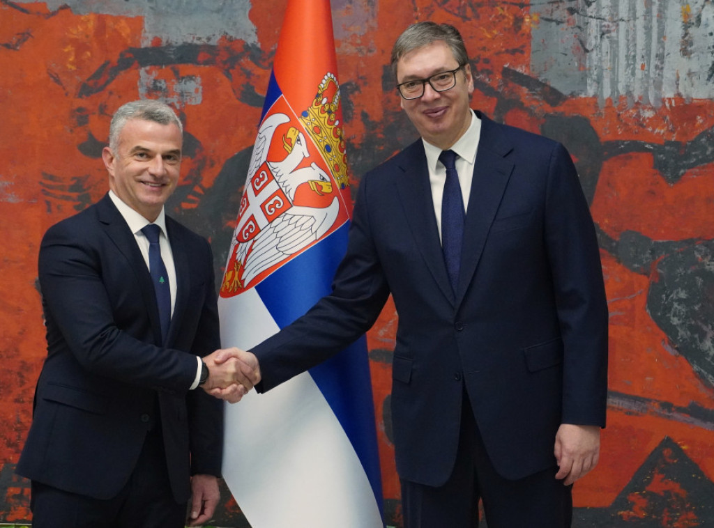 Vucic receives credentials of new Lebanese ambassador