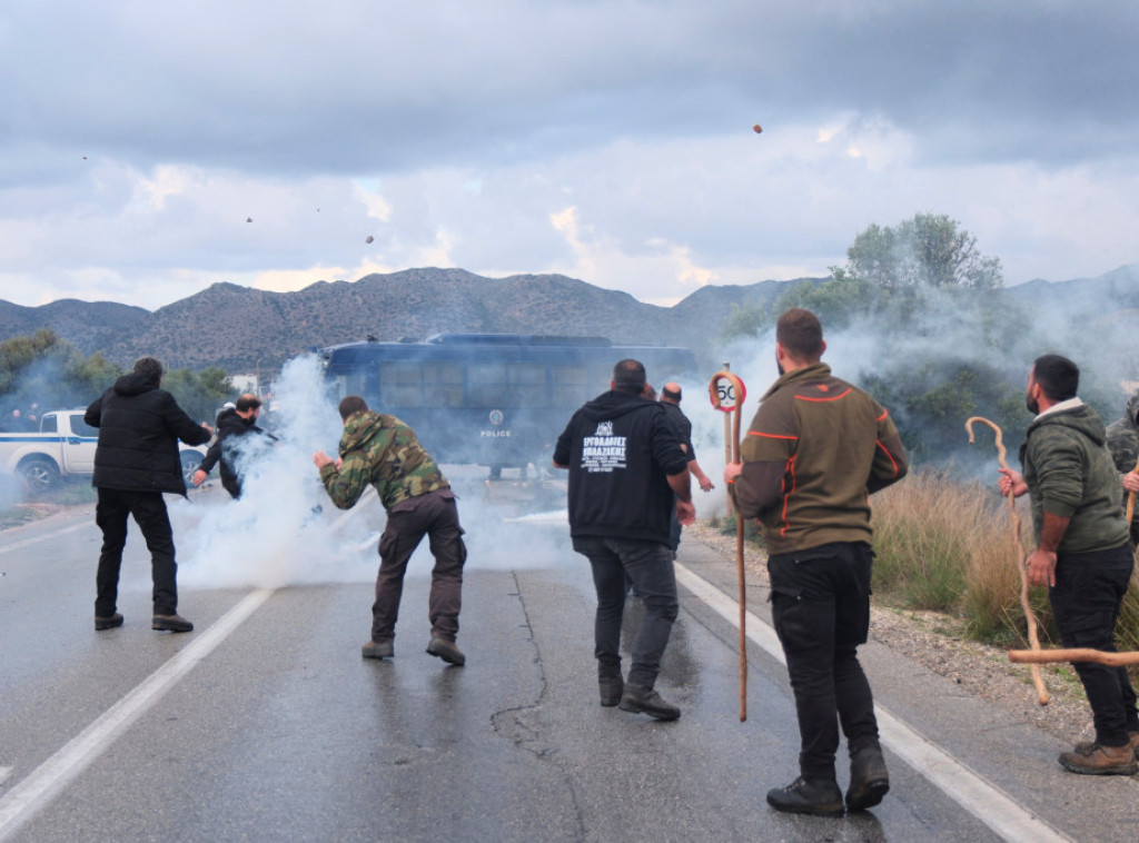 Protesti grčkih poljoprivrednika ušli u treću nedelju