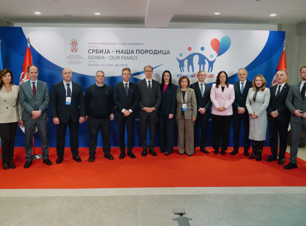 Premijer Macut otvorio treću konferenciju "Srbija - naša porodica", demografija najvažnije pitanje
