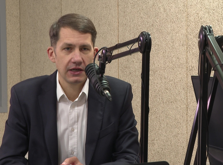 Balint Pastor: Raspisani konkursi za kupovinu seoskih kuća i podršku preduzetnicima