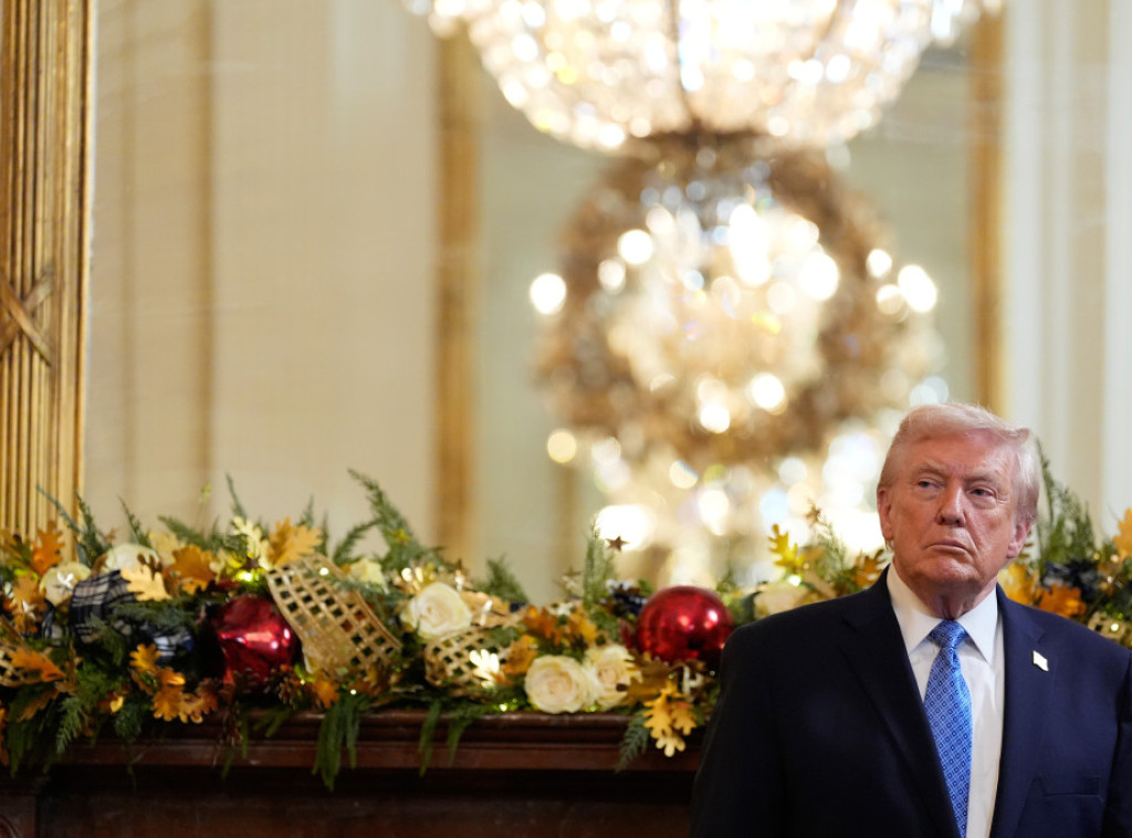 Tramp se večeras obraća naciji iz Bele kuće