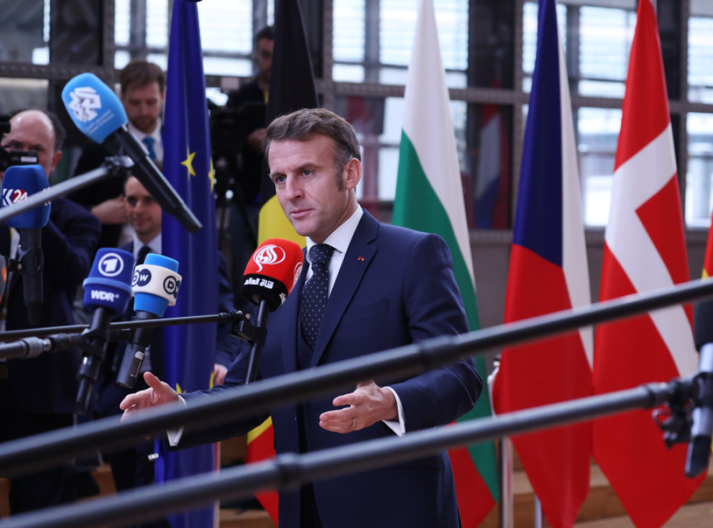 Emanuel Makron: Evropska unija će pronaći zajednički stav kako da finansira ratne napore Ukrajine