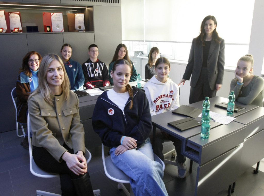 Učenici iz Smederevske Palanke kreirali digitalne sadržaje o bezbednosti na internetu