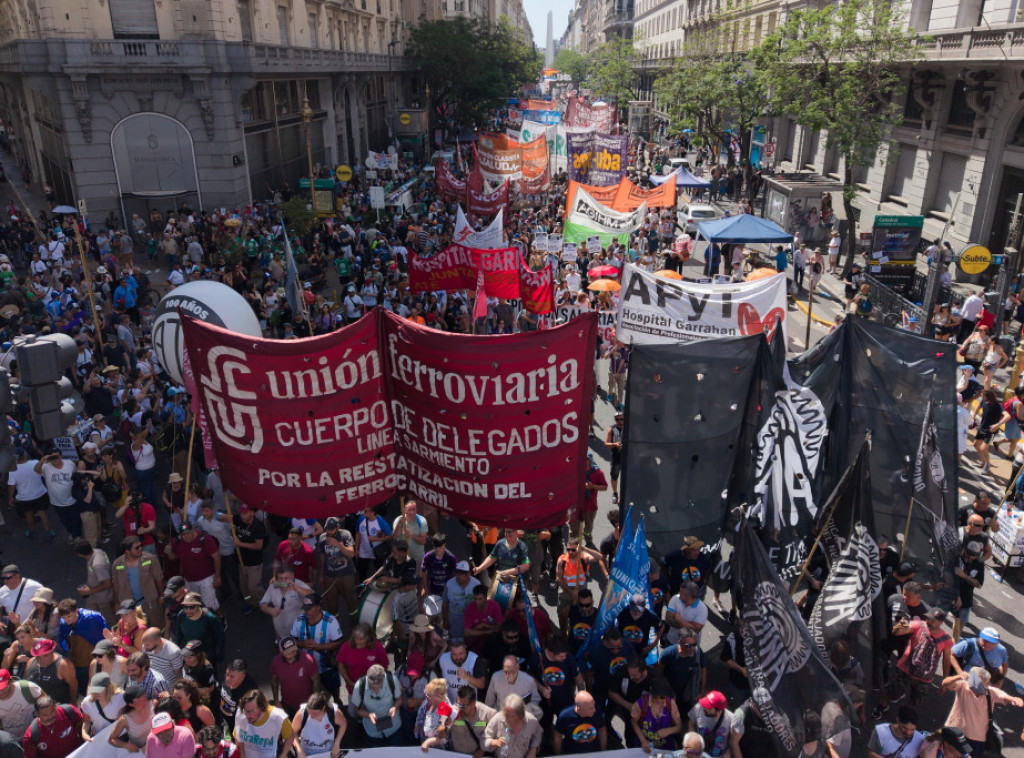 Argentina: Masovni protest sindikata protiv Milejeve reforme rada