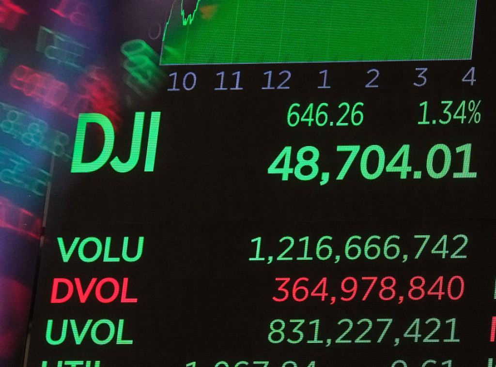 Evropski berzanski indeksi beleže skroman rast, cene nafte, zlata i pšenice u padu