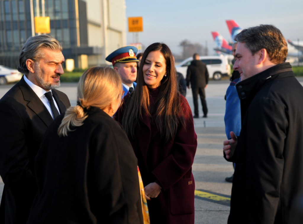 Tamara Vučić ispratila predsednika Gruzije i prvu damu na aerodromu "Nikola Tesla"