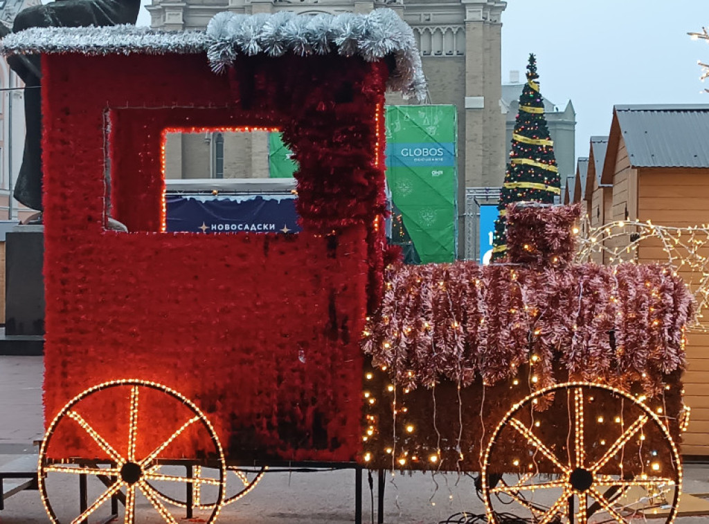 Žarko Mićin: Paljenje vozića na Trgu slobode nije slučajan incident