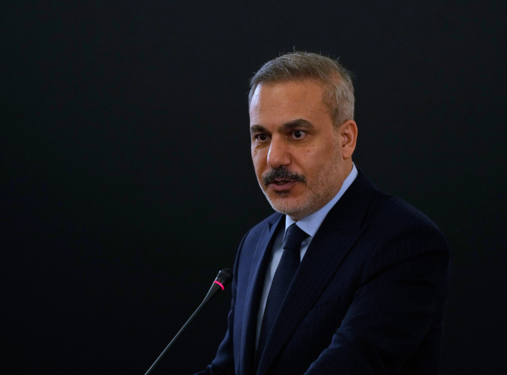 Hakan Fidan: Izraelsko kršenje primirja ugrožava mirovni plan, razgovori u Majamu ohrabruju